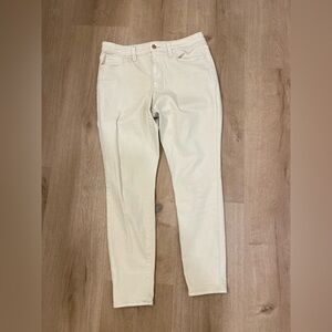 Universal Thread Off-White Skinny Jeans